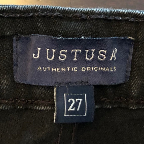 JustUSA Black Ripped Jean Shorts Women Size 27 - Picture 3 of 4